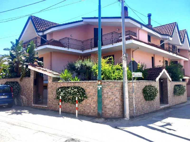 Villa in vendita a Sperone - foto 1