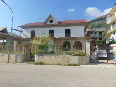 Villa in vendita a Sirignano - foto 2