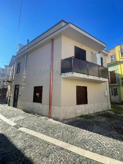 Casa Indipendente in vendita a Sperone - foto 1