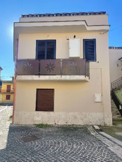 Casa Indipendente in vendita a Sperone - foto 2