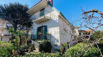 Villa in vendita a Sirignano - foto 3