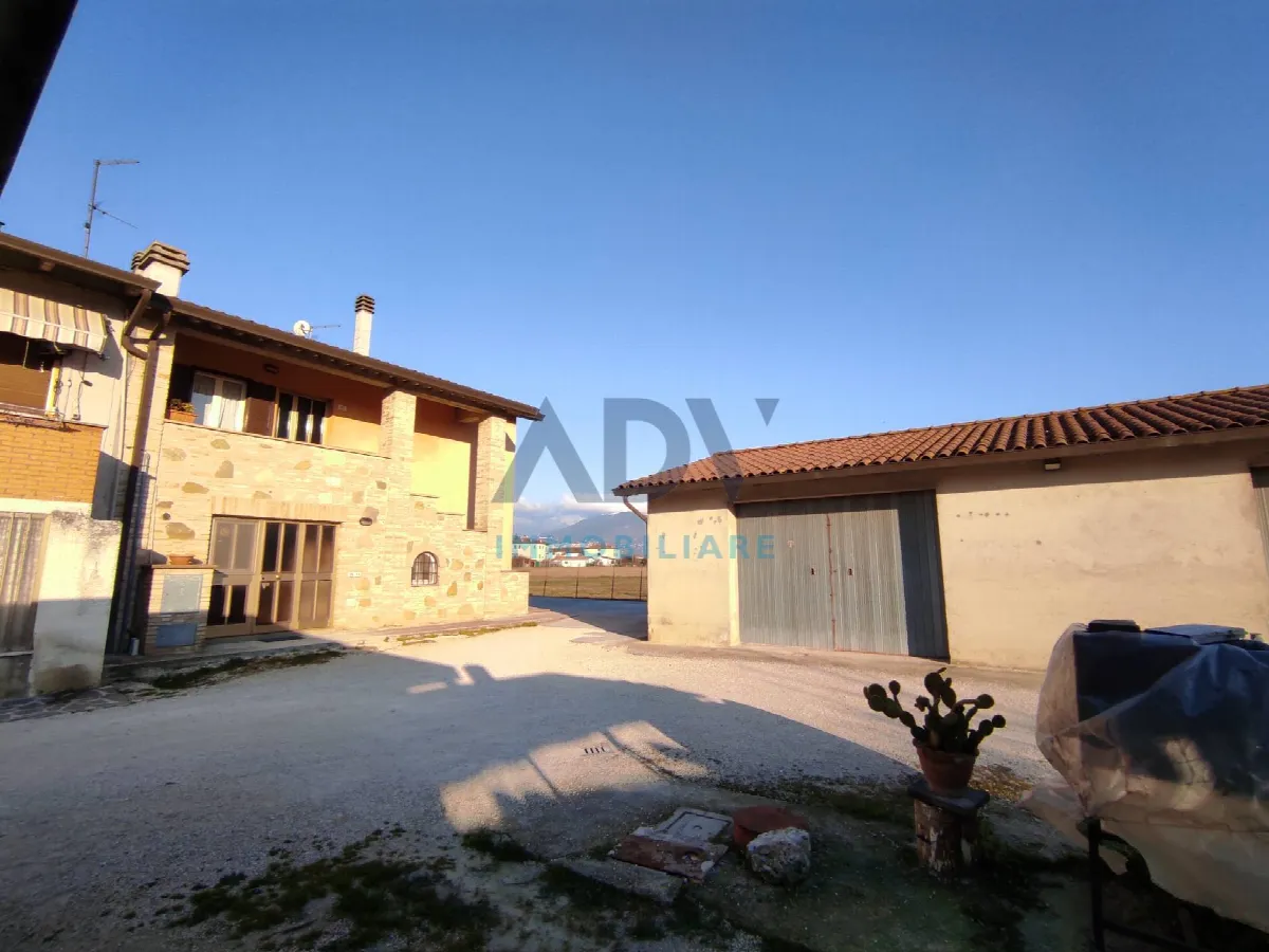 Casa Indipendente in vendita a Bastia Umbra - foto 3