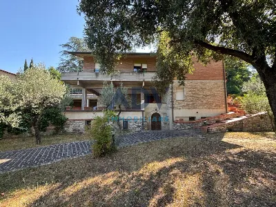 Villa in vendita a Assisi - foto 2