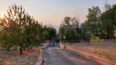 Rustico/Casale in vendita a Valguarnera Ca... - foto 2