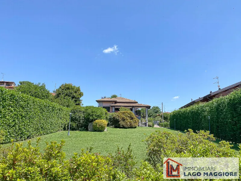 Villa in vendita a Ispra - foto 2