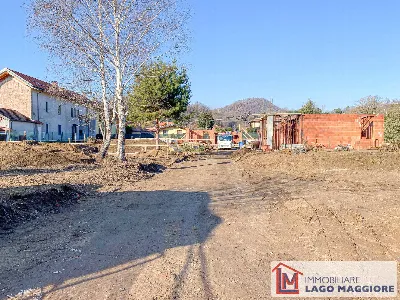 Casa Indipendente in vendita a Angera - foto 7