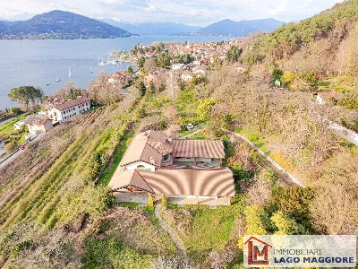 Villa in vendita a Ranco - foto 1