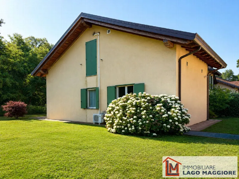 Villa in vendita a Ispra - foto 2