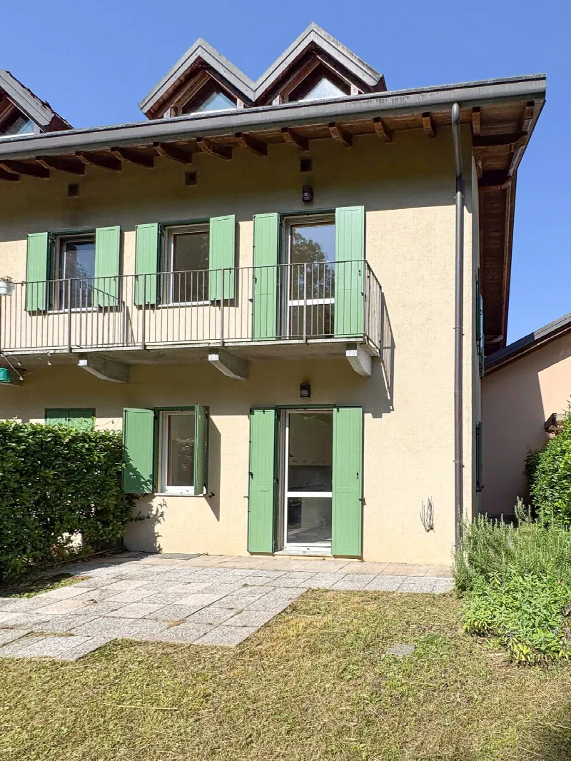 Villa in vendita a Ispra - foto 1