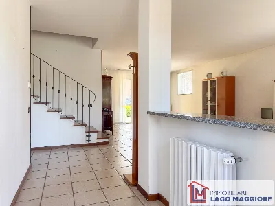 Villa in vendita a Angera - foto 9