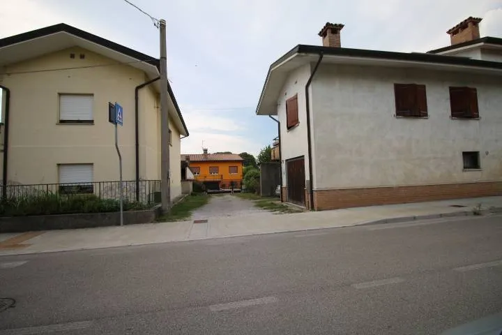Villa in vendita a Savogna d'Isonzo - foto 1