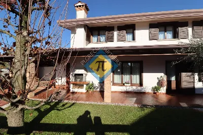 Villa a Pordenone