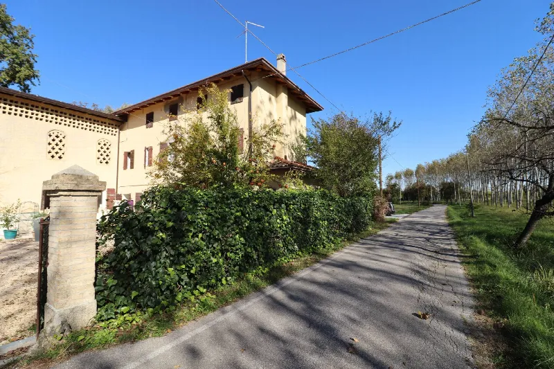 Villa in vendita a Fiume Veneto - foto 1