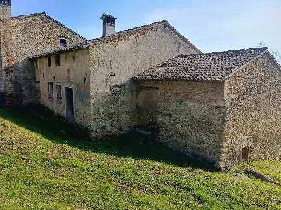 Rustico/Casale in vendita a Castelcucco - foto 5