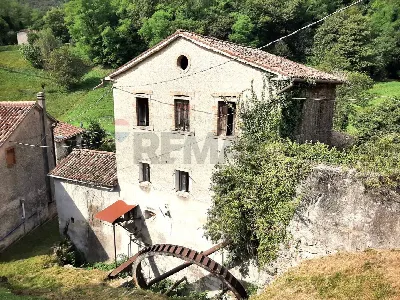Rustico/Casale in vendita a Follina - foto 8