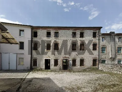 Rustico/Casale in vendita a Farra di Solig... - foto 1