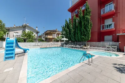 Palazzo/Stabile in vendita a Riccione - foto 4