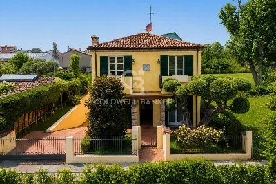 Villa in vendita a Rimini, Viserba, viserb... - foto 1