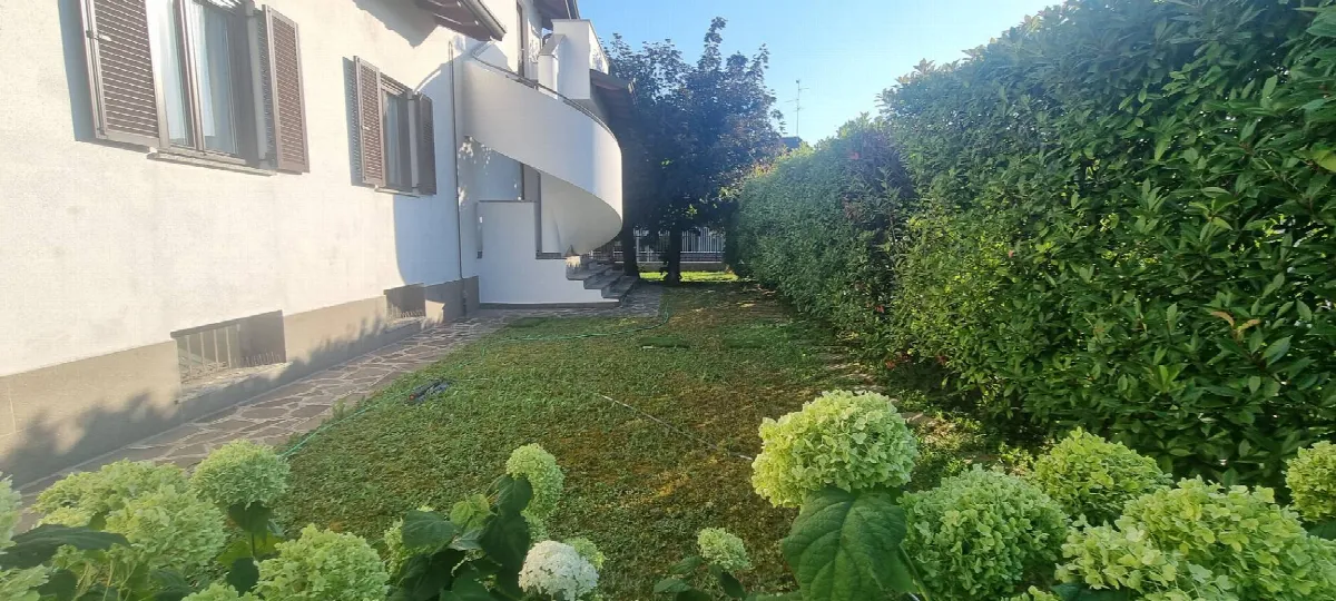 Casa Indipendente in vendita a Bellinzago Lombardo - foto 3