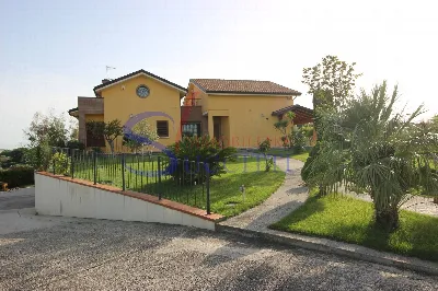 Villa in vendita a Tortoreto - foto 2