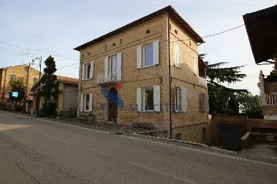 Villa in vendita a Controguerra - foto 1