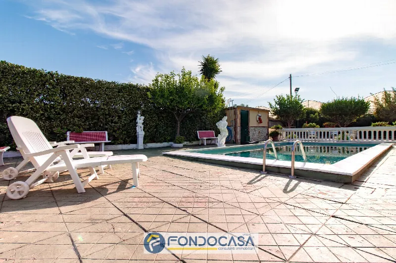 Villa in vendita a Pontecagnano Faiano - foto 1