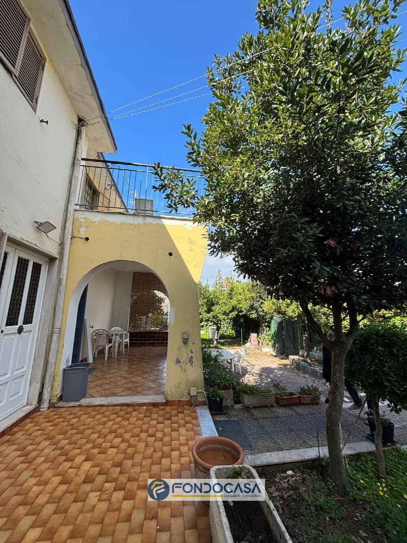 Villa in vendita a Pontecagnano Faiano - foto 1
