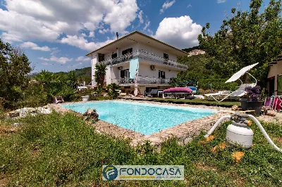 Casa Indipendente a Montecorvino Pugliano