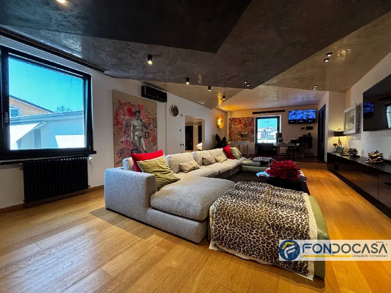 Villa in vendita a Palazzolo sull'Oglio - foto 1
