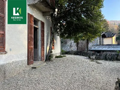 Villa in vendita a Cunardo - foto 9