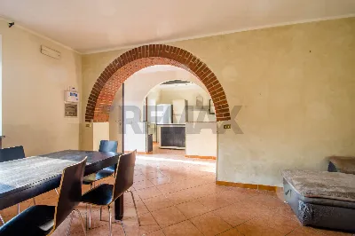 Casa Indipendente in vendita a Vaprio d'Ag... - foto 2