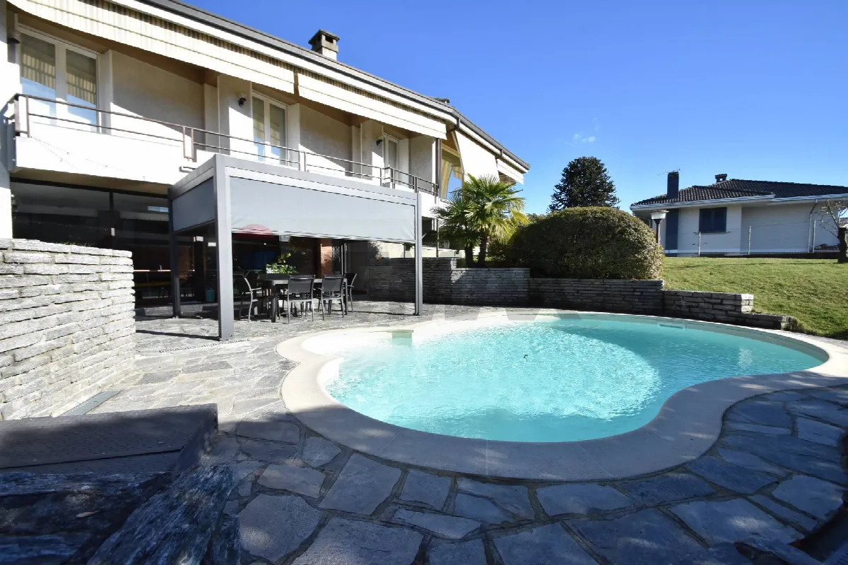 Villa in vendita a Varallo Pombia - foto 2