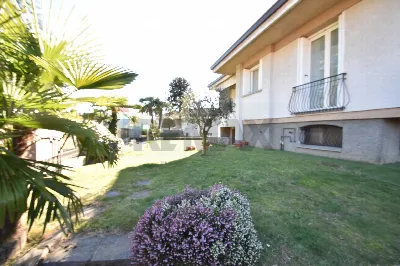 Villa in vendita a Varallo Pombia - foto 6