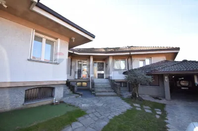 Villa in vendita a Varallo Pombia - foto 8