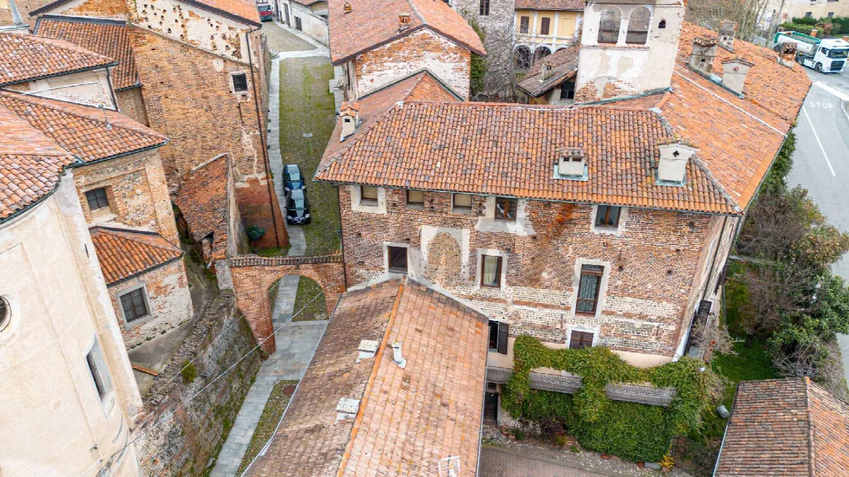 Palazzo/Stabile in vendita a Buronzo - foto 3