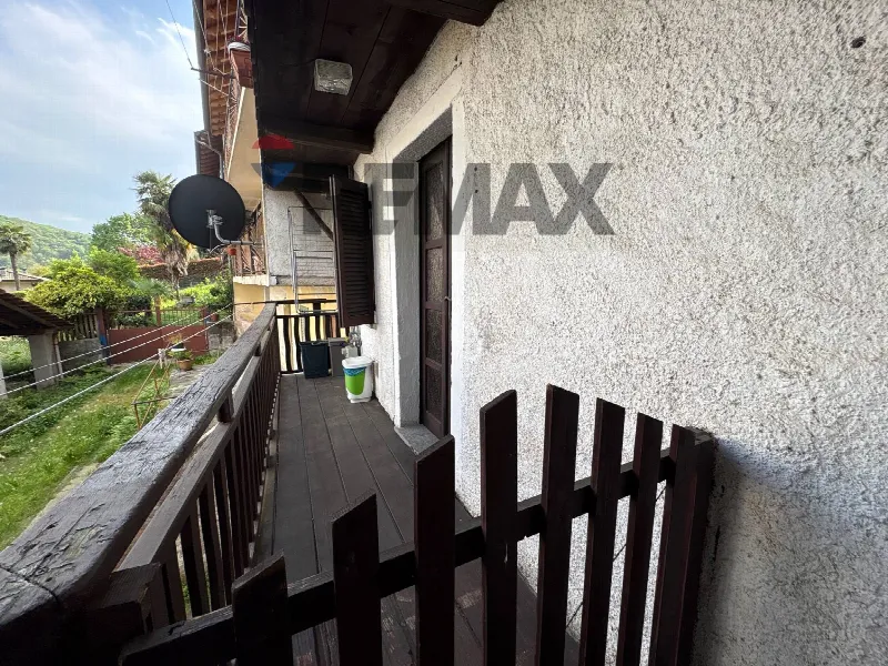 Casa Indipendente in vendita a Meina - foto 2