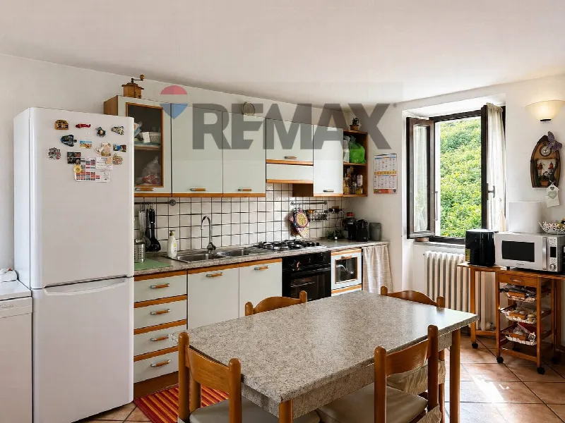 Casa Indipendente in vendita a Meina - foto 9