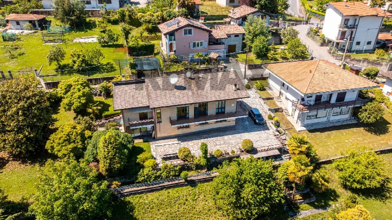 Villa in vendita a Paruzzaro - foto 1