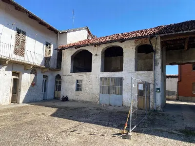 Rustico/Casale in vendita a Carignano - foto 2