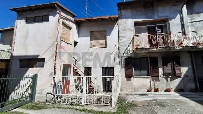 Casa Indipendente in vendita a Vergiate - foto 1