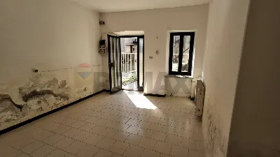 Casa Indipendente in vendita a Vergiate - foto 4