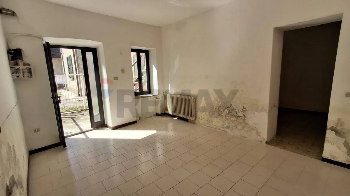 Casa Indipendente in vendita a Vergiate - foto 5