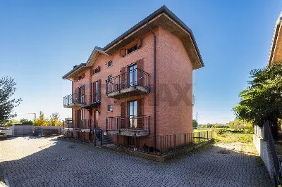 Casa Indipendente in vendita a Lonate Cepp... - foto 2