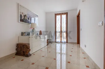 Casa Indipendente in vendita a Lonate Cepp... - foto 8