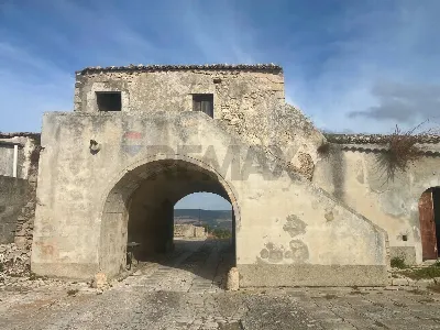 Rustico/Casale in vendita a Ragusa, Zona i... - foto 2