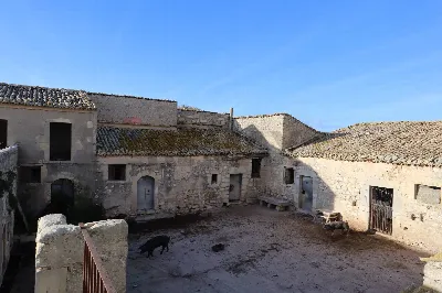 Rustico/Casale in vendita a Ragusa, Zona i... - foto 1