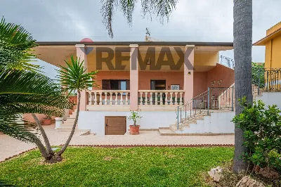 Villa in vendita a Ragusa, Marina di ragus... - foto 1