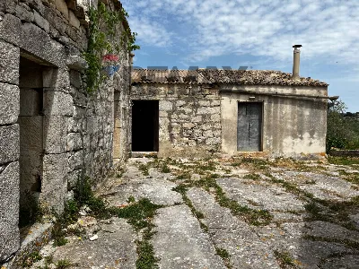 Rustico/Casale in vendita a Ragusa, Zona i... - foto 2