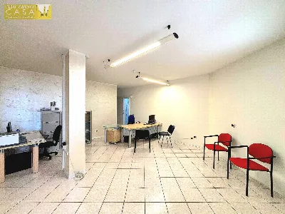 Ufficio in vendita a Montorio al Vomano - foto 1