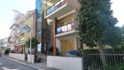 Palazzo/Stabile in vendita a Tortoreto - foto 1